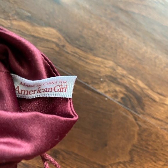 American Girl Doll Garnet Holiday Purse Retired
Very good condition - Picture 5 of 5